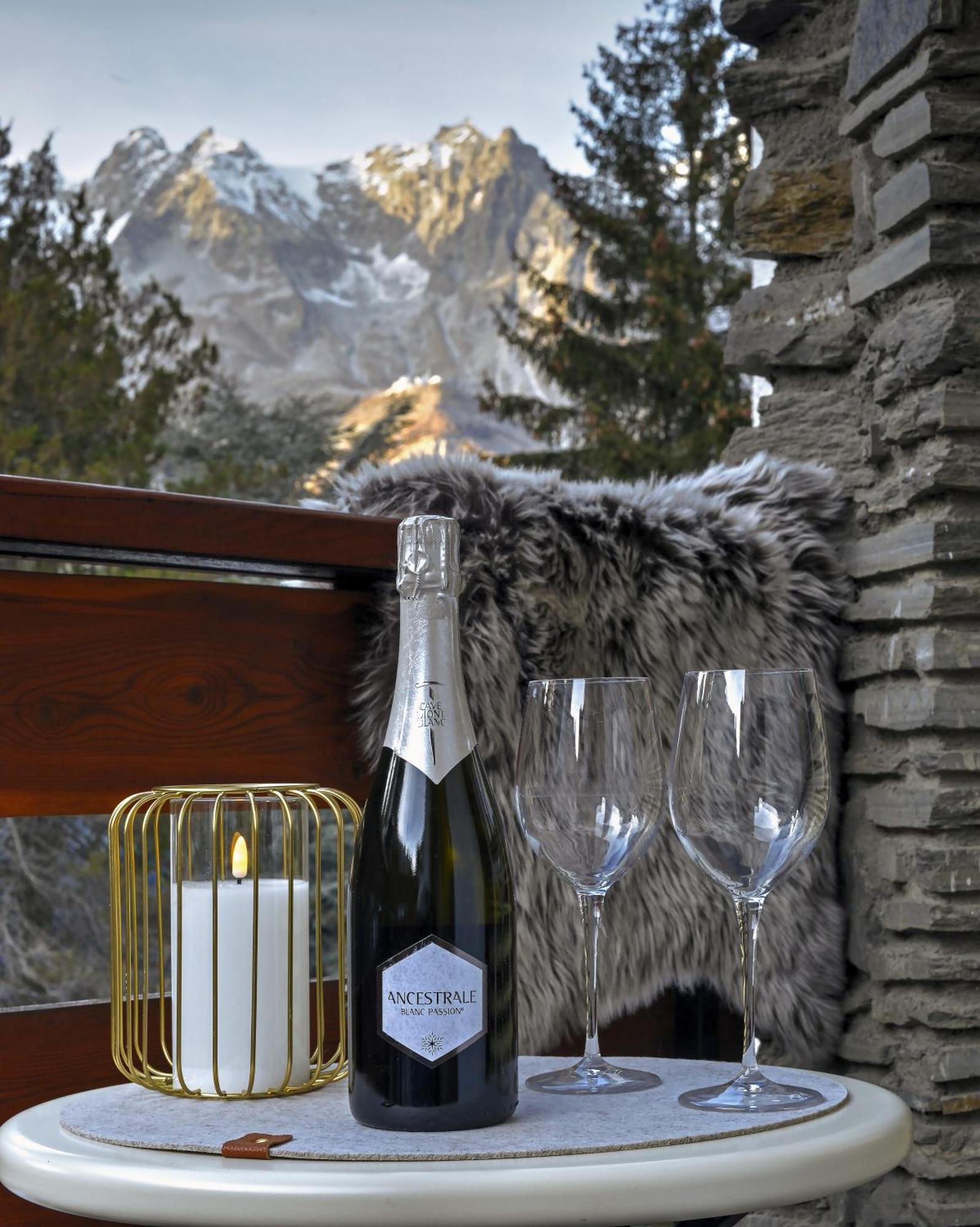Dulci Du Mont Blanc Daire Courmayeur Dış mekan fotoğraf